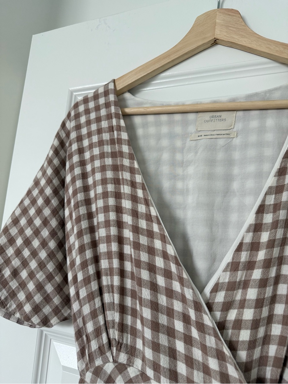 Urban Outfitters Gabrielle Linen Wrap Midi Dress Medium Tan Gingham - Picture 7 of 10